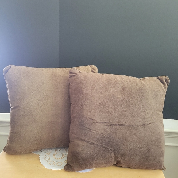 Pair of Inspirational Brown Toss Pillows - Picture 4 of 7